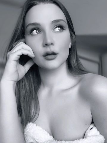 Полина